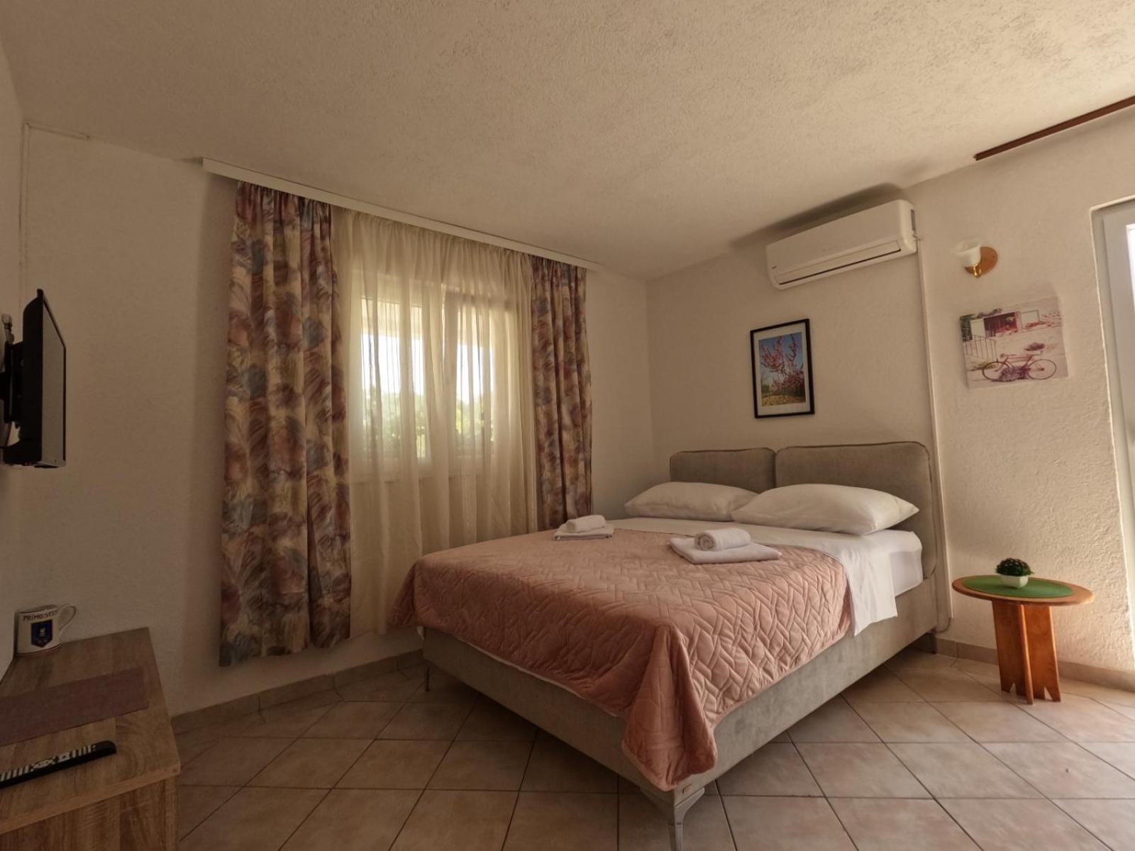 Apartmani Lena Sibenik Exterior photo